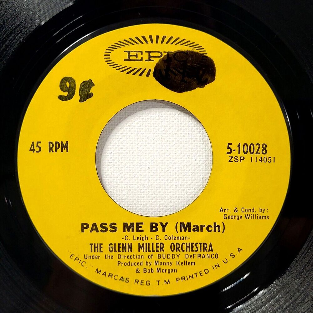 Glenn Miller Orchestra 45 Pass Me By (march) / Skyliner on Epic VG+ Jazz